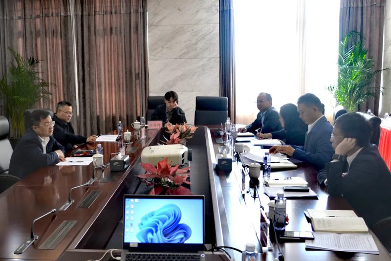 区委常委、副区长刘伟调研奉发集团